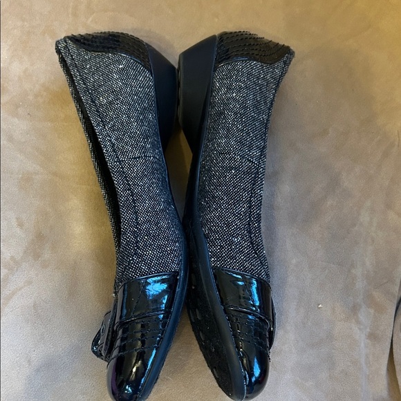 Black & Gray patent and tweed fabric Loafers - Picture 3 of 8